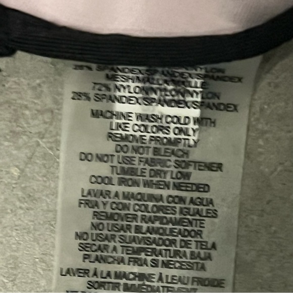 Calvin Klein Performance Womens Fitness
Running Sports Bra Size Medium - Picture 7 of 8